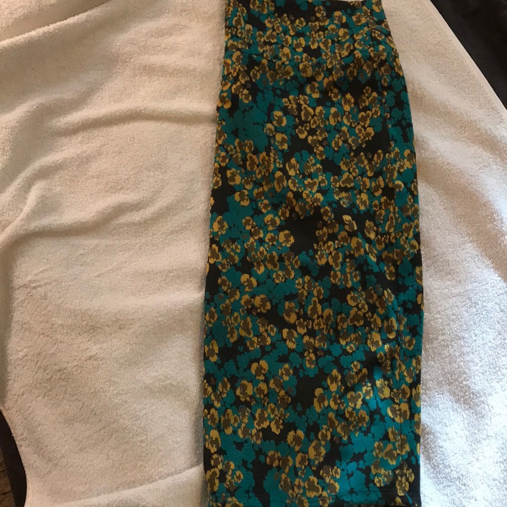 XL LulaRoe Cassie Skirt